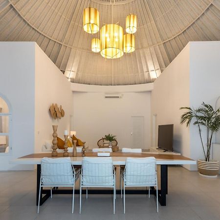 Villa Weiss Berawa Canggu Exteriör bild