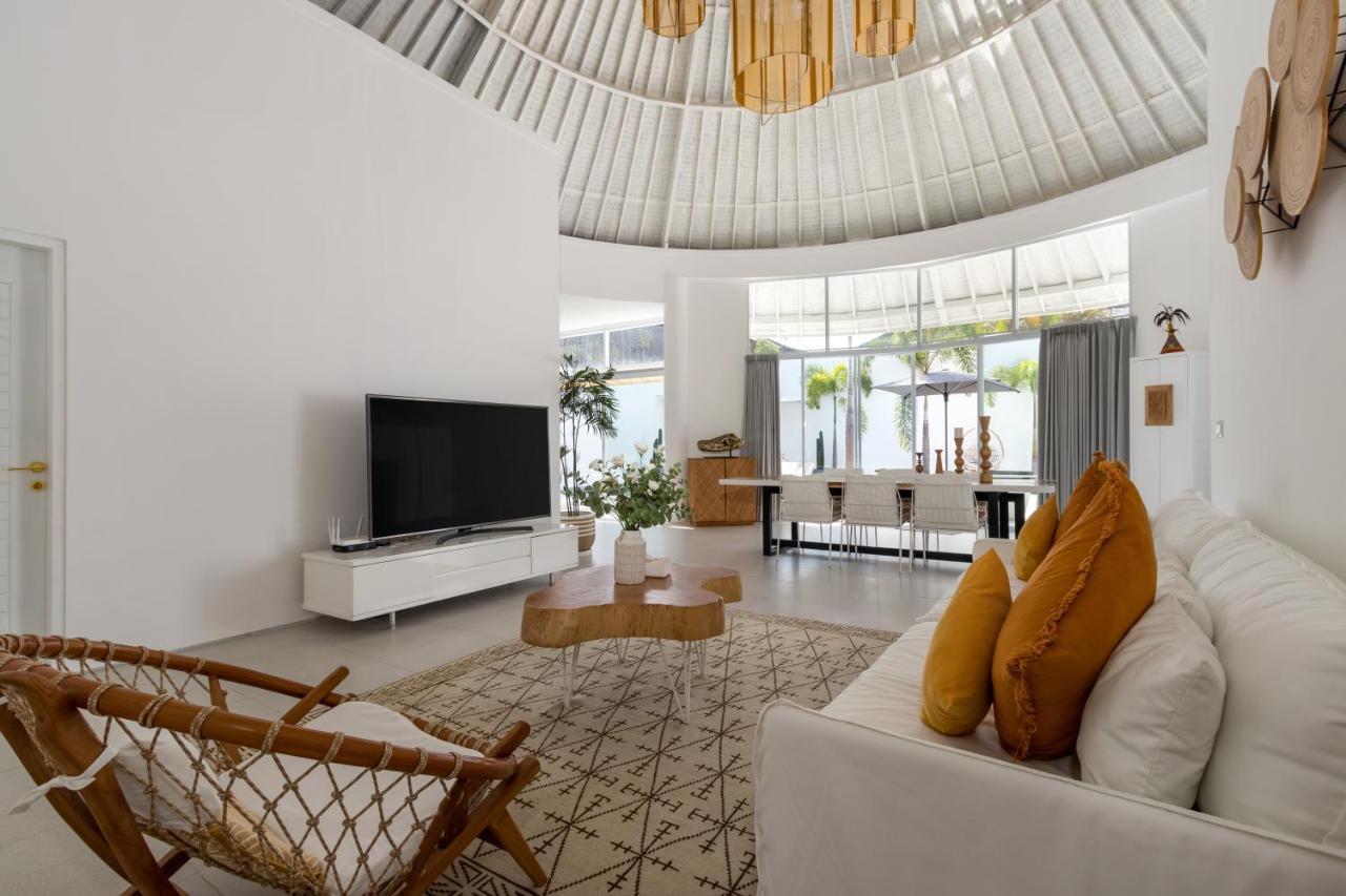 Villa Weiss Berawa Canggu Exteriör bild