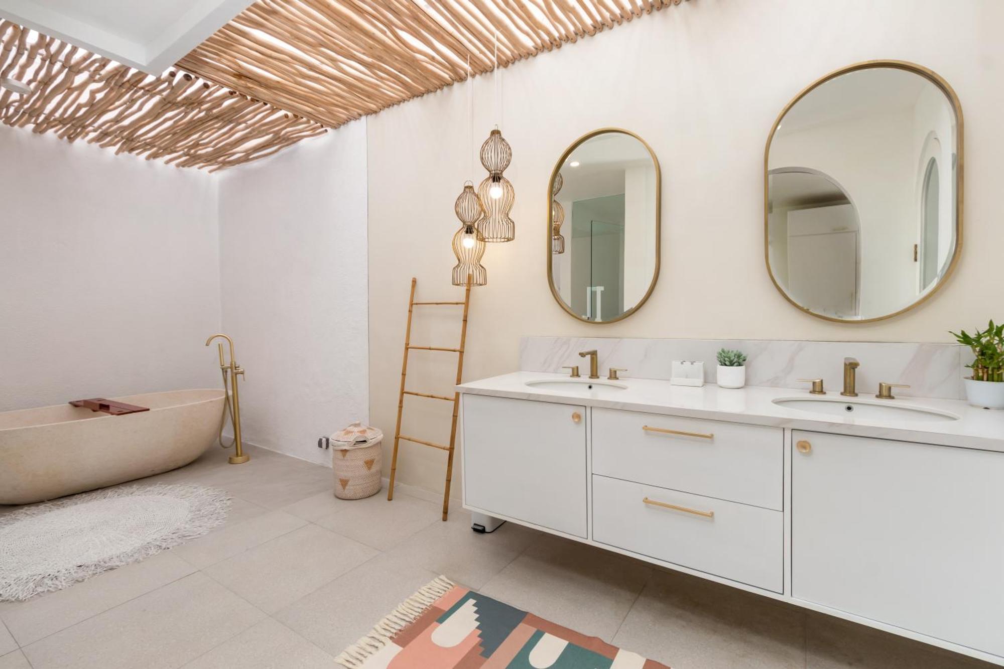 Villa Weiss Berawa Canggu Exteriör bild