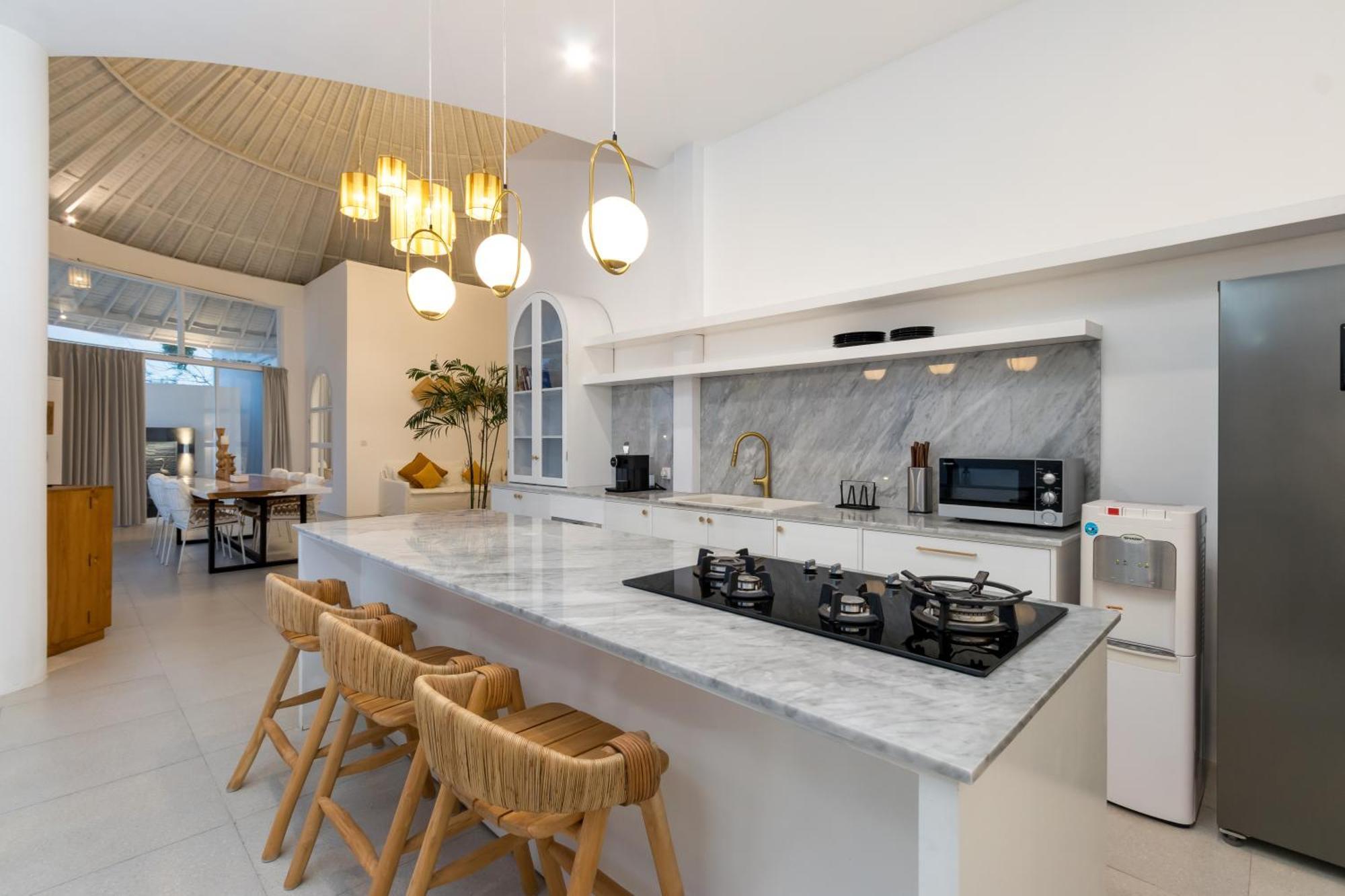 Villa Weiss Berawa Canggu Exteriör bild