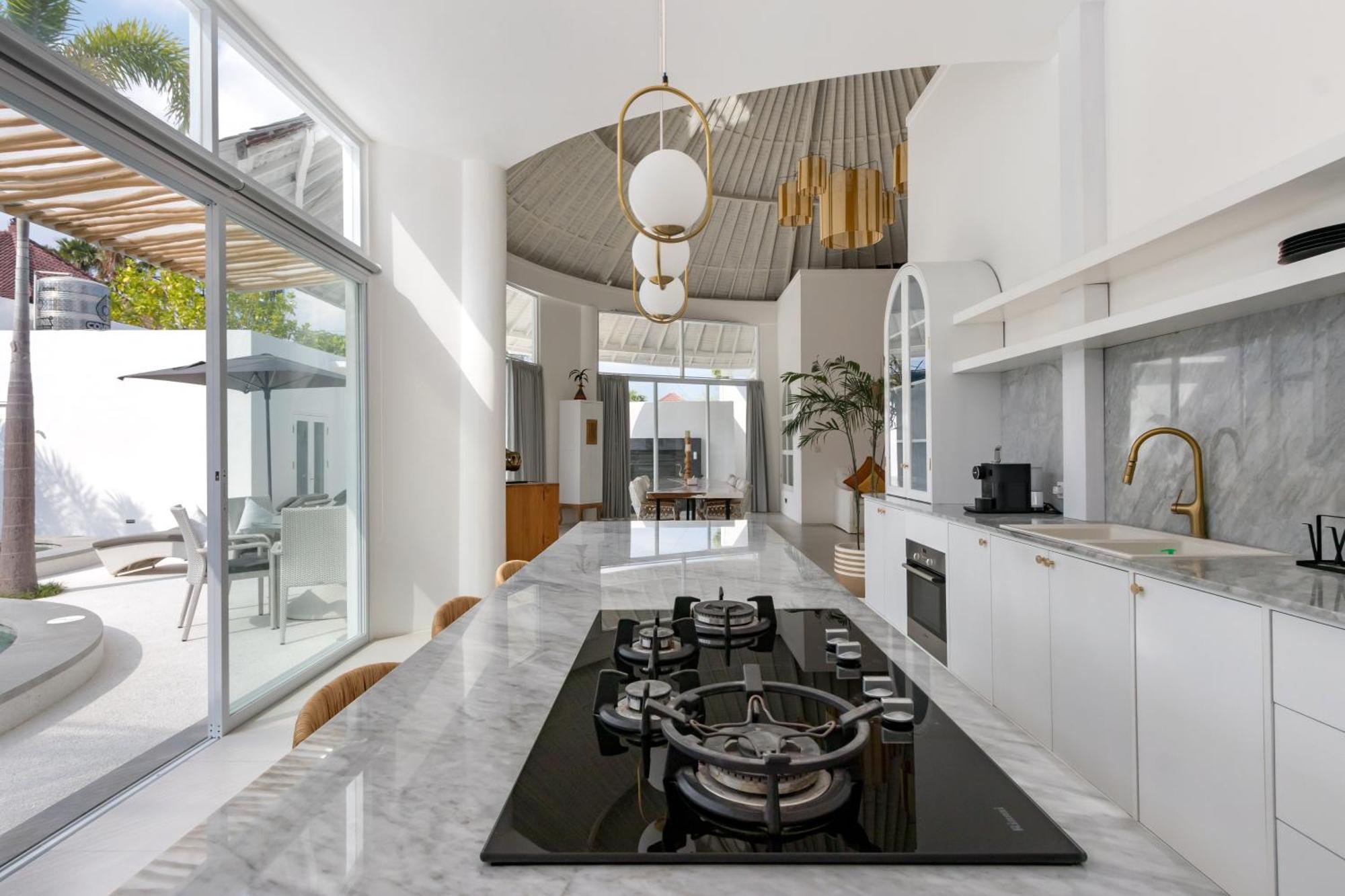 Villa Weiss Berawa Canggu Exteriör bild