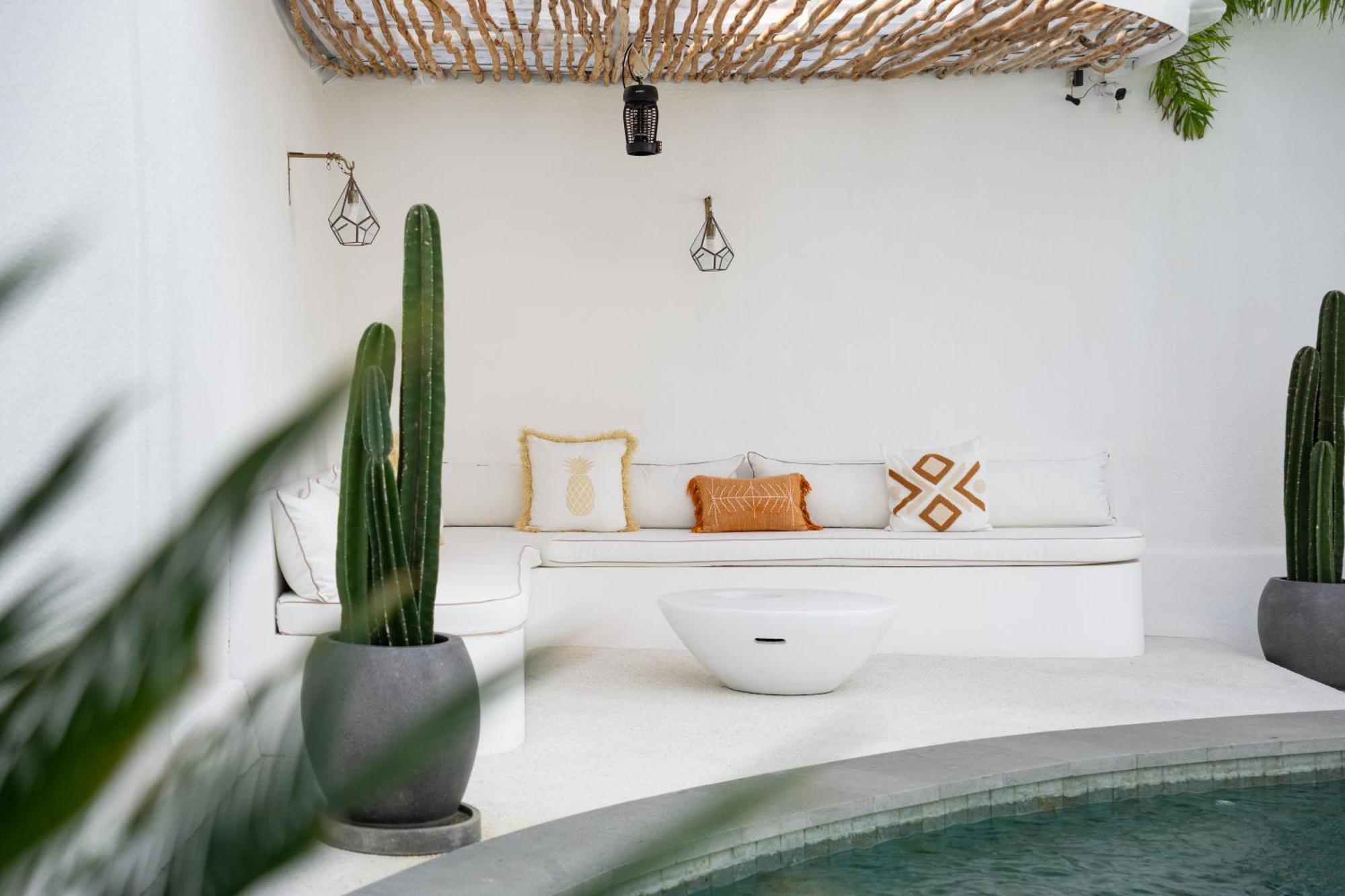 Villa Weiss Berawa Canggu Exteriör bild